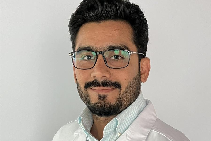 Photo of Dr. Naeem