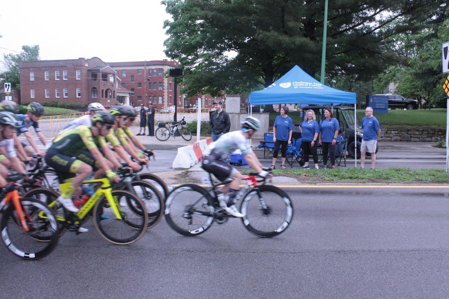 Olympic bike racing photo