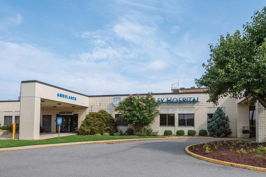 Exterior photo of CAMC Teays Valley Hospital