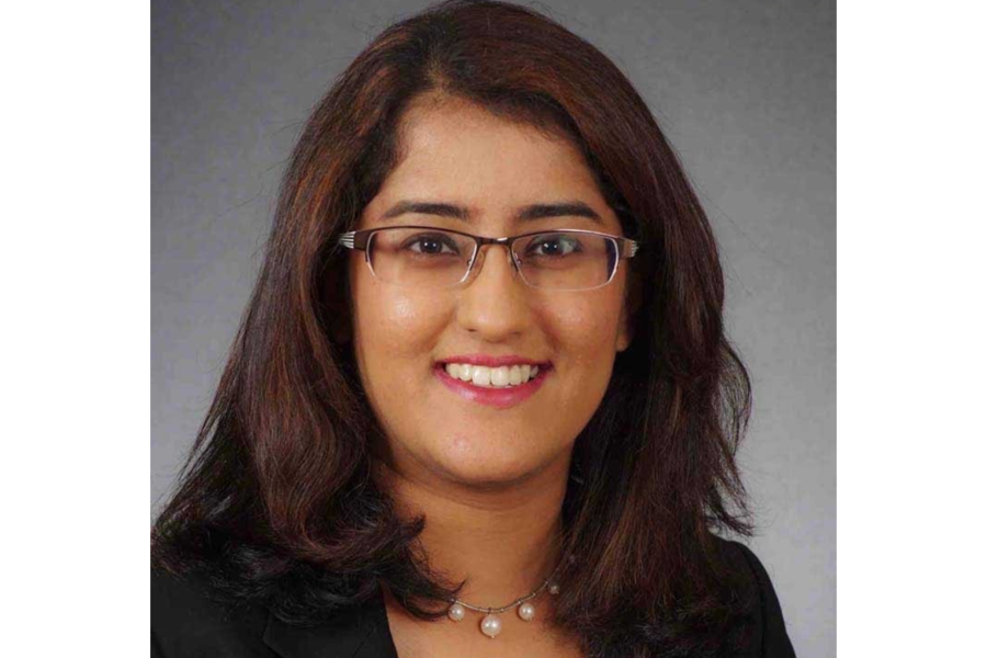 Photo of Dr. Kaur