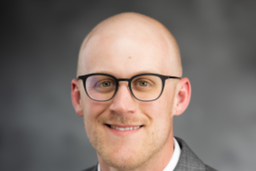 Photo of Dr. Suggs